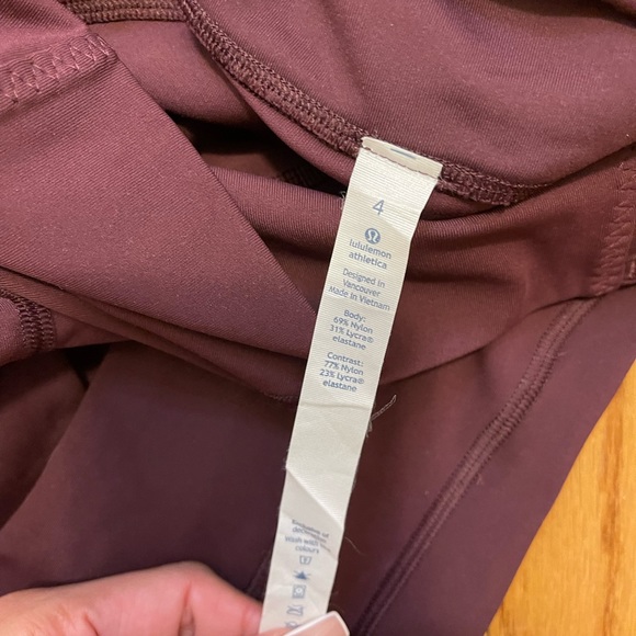 Like New lululemon ATRP - Picture 3 of 4